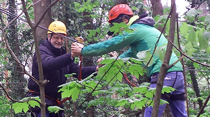 Paarparcours im inklusiv ausgerichteten Kletterwald Schwindelfrei