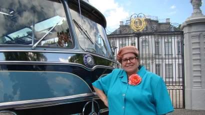 Fahren Sie gemeinsam mit Luise Bindermacher auf eine Landpartie 
