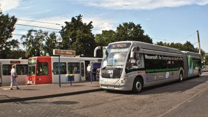 Bus und Bahn in Brühl 